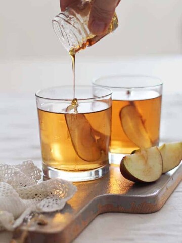 Honey Bourbon Apple Cider Cocktail | 