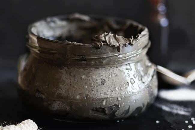 Homemade Itch Cream | 7 Bentonite Clay Detox Uses