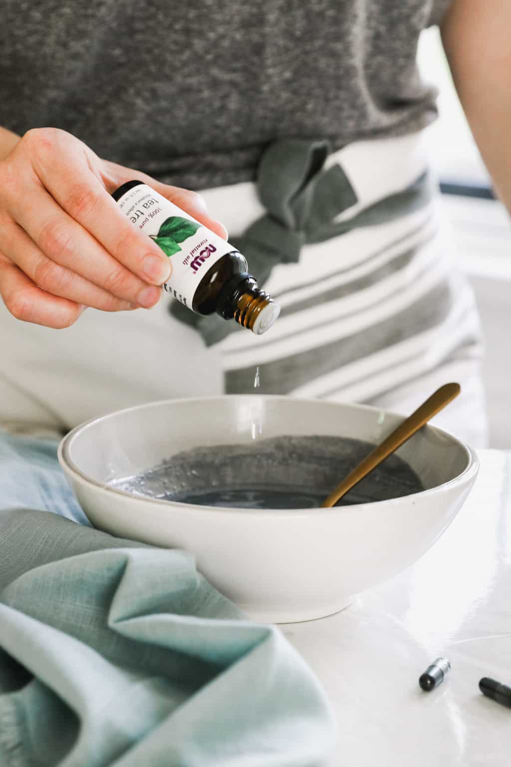 Adding essential oil