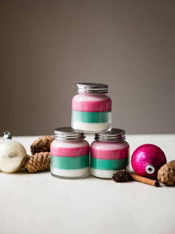 Layered Scent DIY Holiday Candles | 