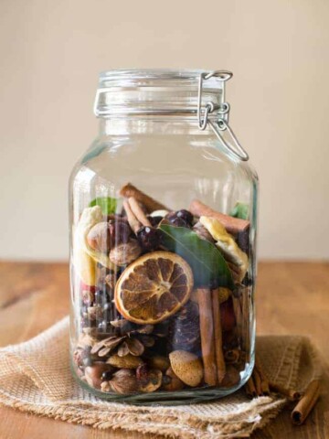 3 Easy DIY Fall Scents | 