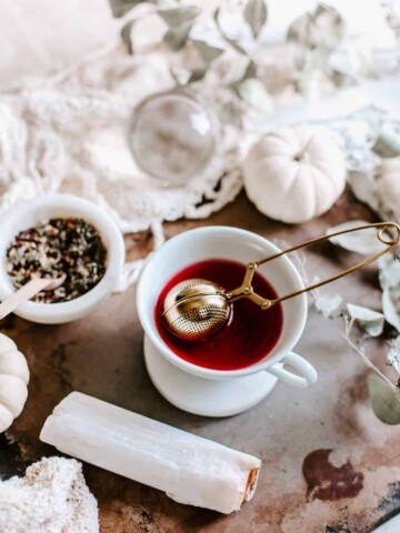 Ruby Red Glowing Skin Tea