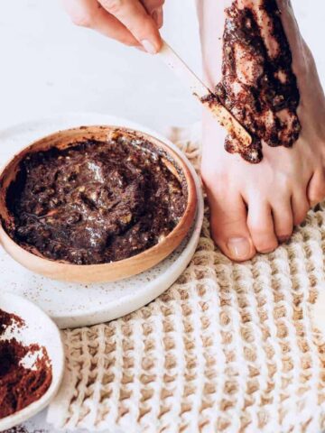 Coffee Banana Homemade Foot Scrub Recipe + 5 More Foot Scrubs
