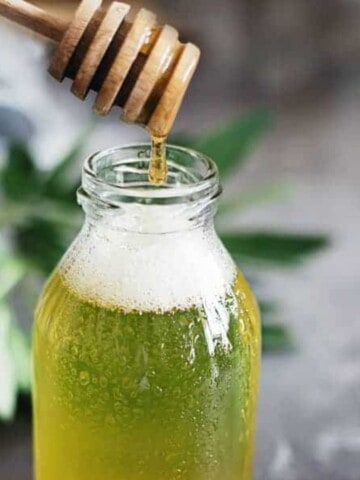How to make raw honey face wash