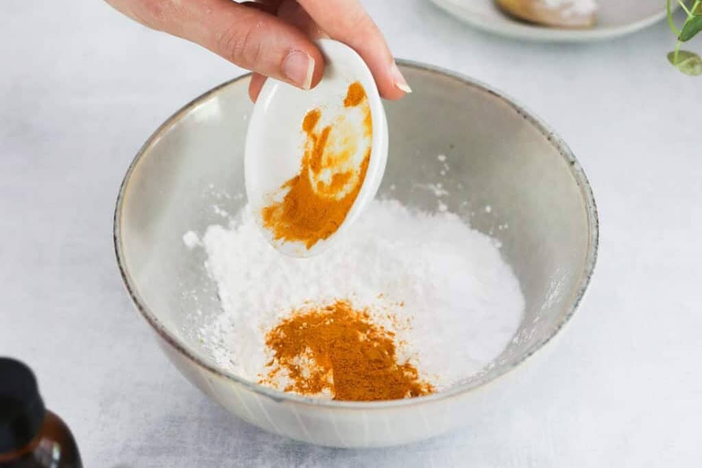 mix dry ingredients for halloween bath bombs