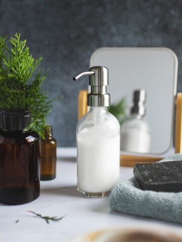 Natural Men's Facial Moisturizer Recipe