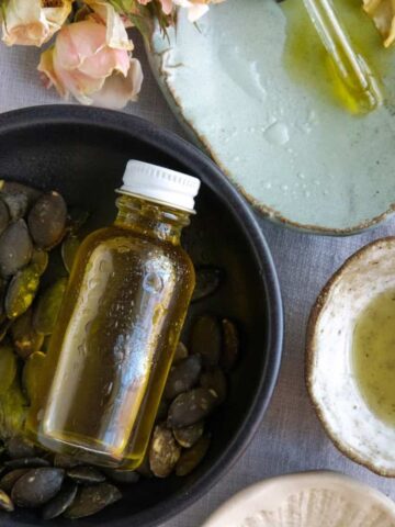 Rosehip and Essential oil Scar Serum