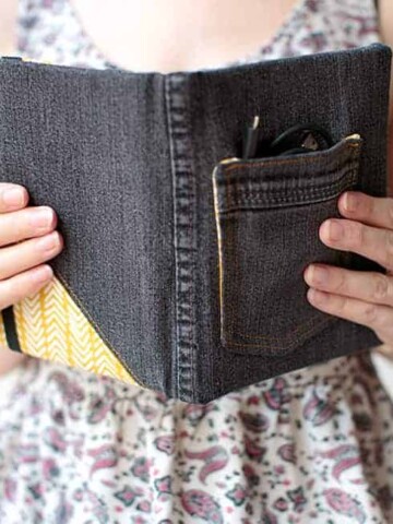 DIY e reader cover| Olivia Stanesby for 