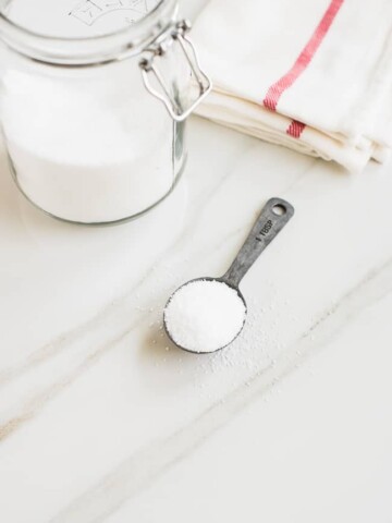 2-Ingredient DIY Fabric Softener Crystals | 